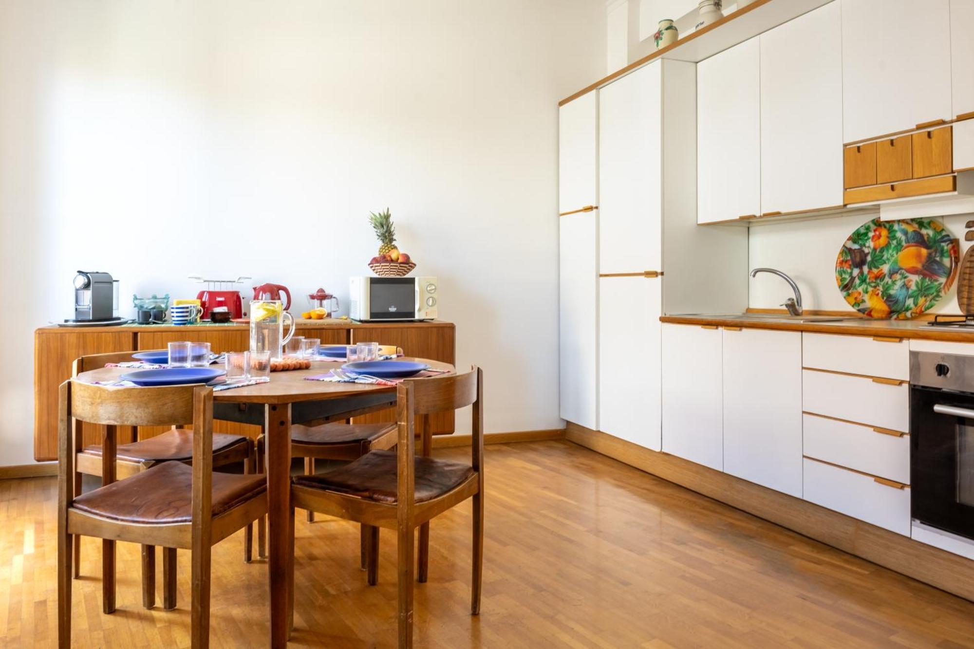 Sempione-metro B, Vintage Apartment, Ac, Wifi Apartment *